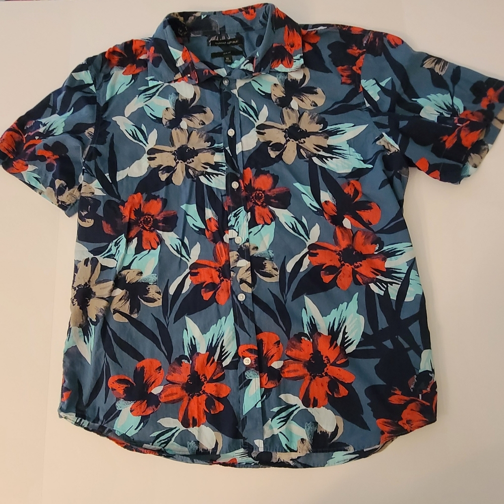 Banana Republic button up shirt